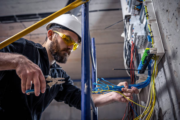  New Britain, CT Electrician Pros